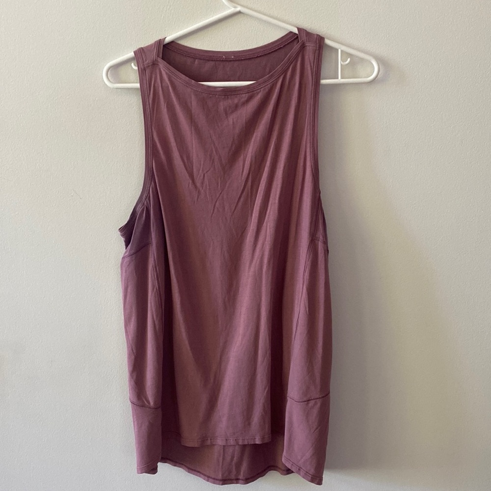 Lululemon Back in Action tank top